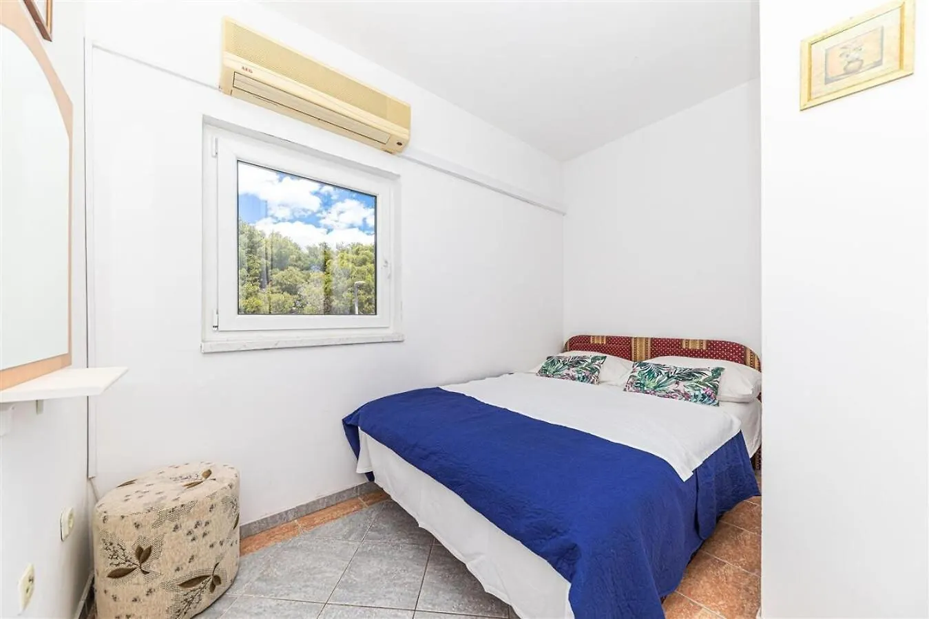Apartments Bozo - 100M To The Sea Donji Okrug  Croatia