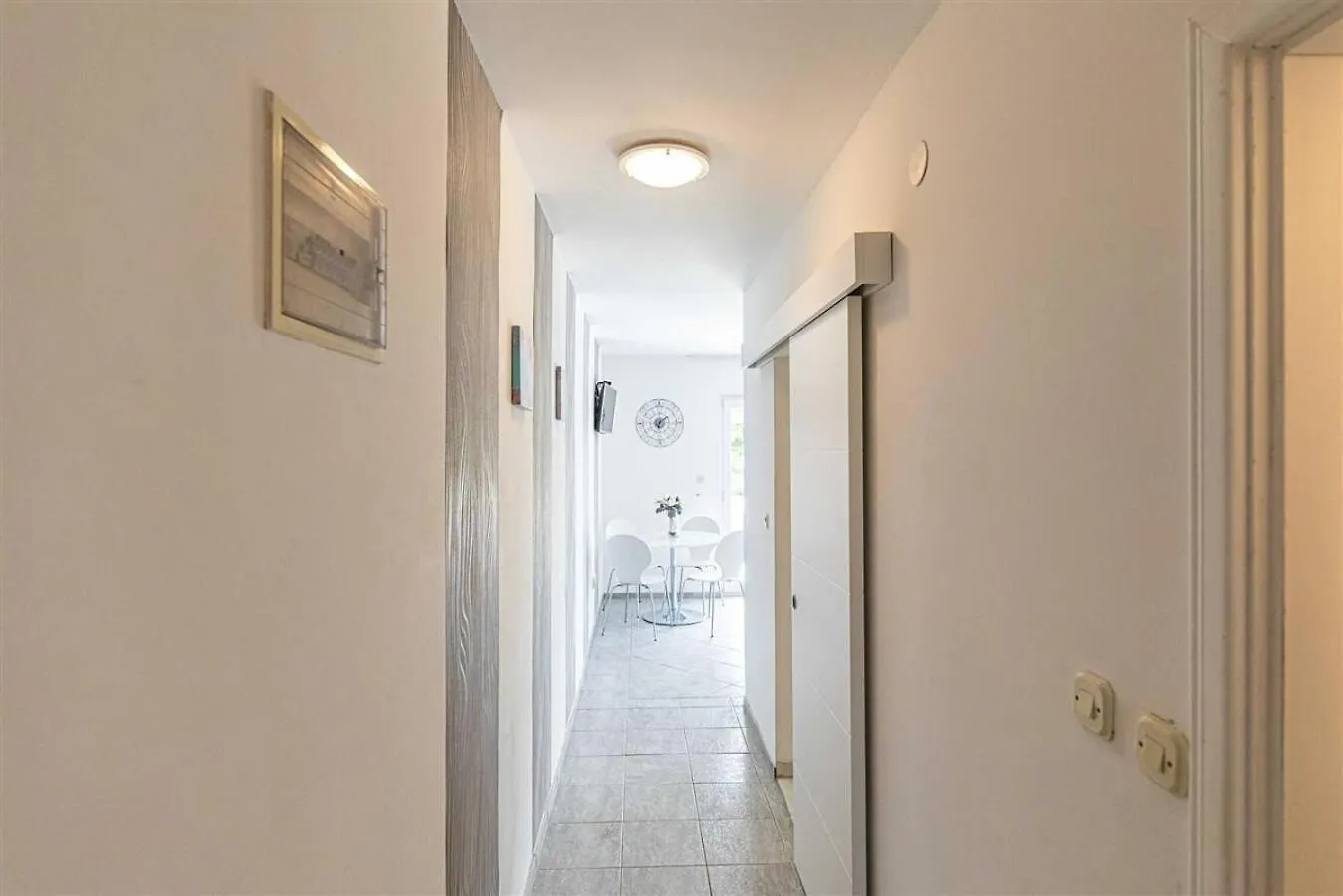 Apartments Bozo - 100M To The Sea Donji Okrug